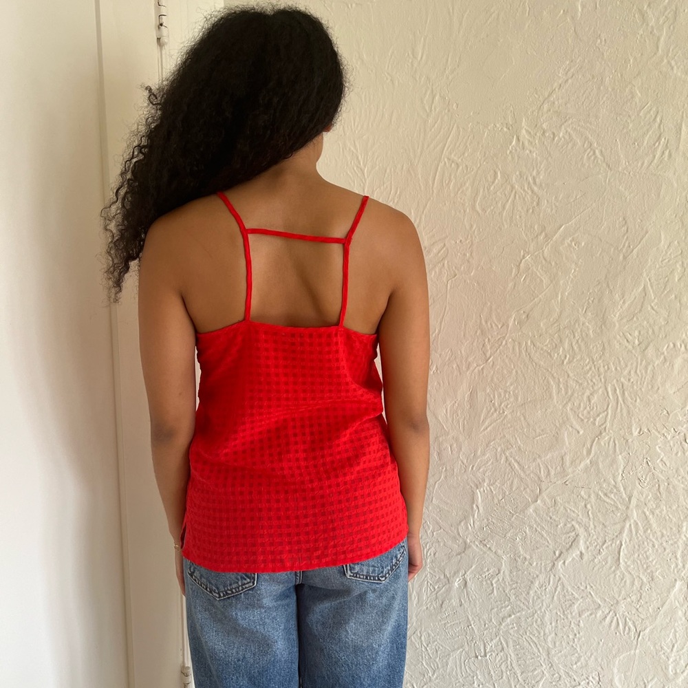 Red Top - Picture 2 of 2